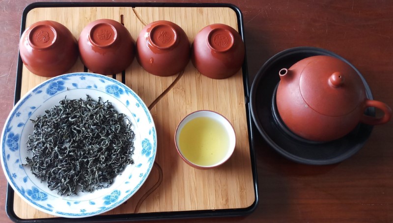 tra moc cau huong cuong